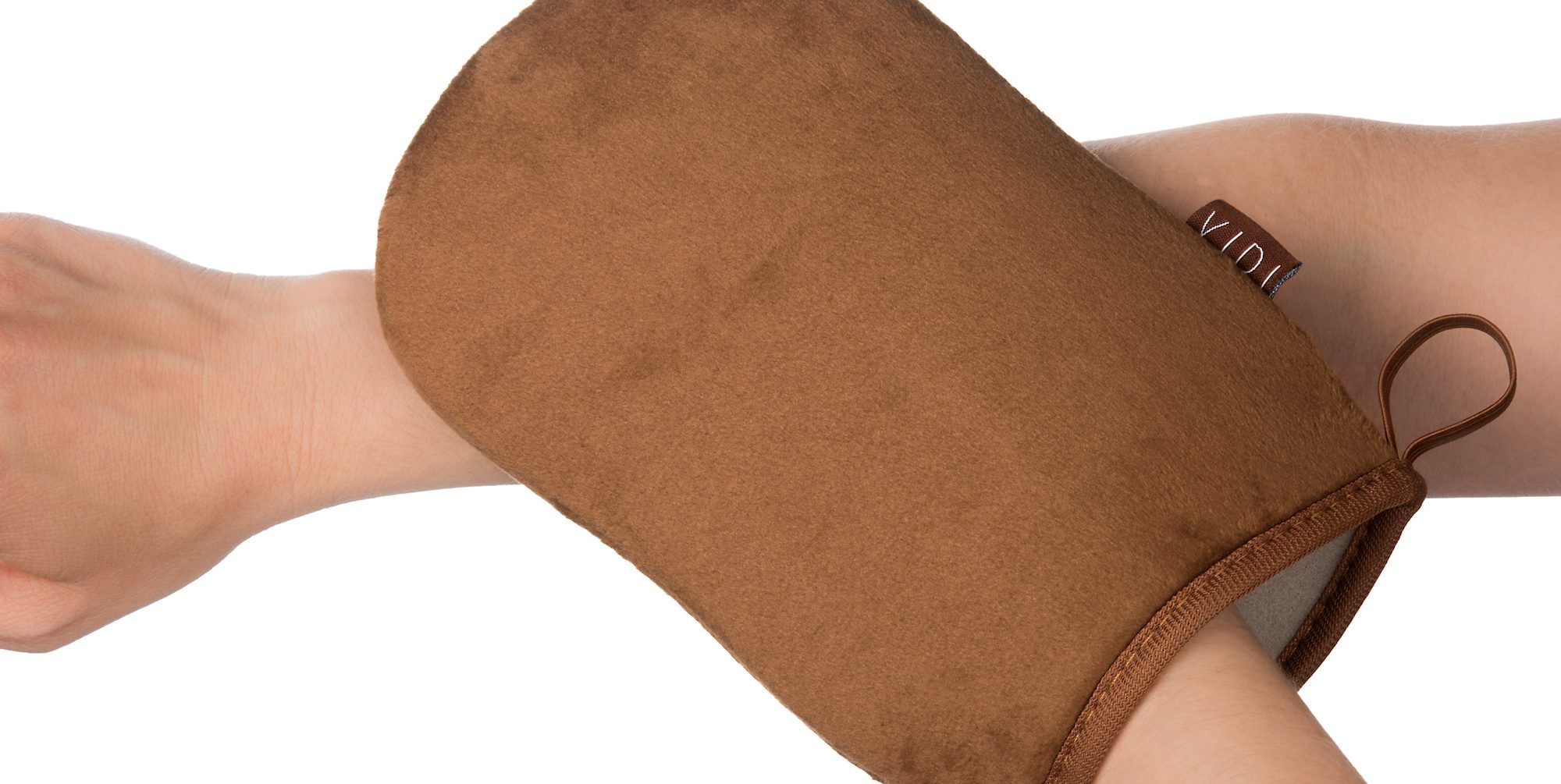 everything-you-should-know-about-self-tanning-mitts-reviewthis